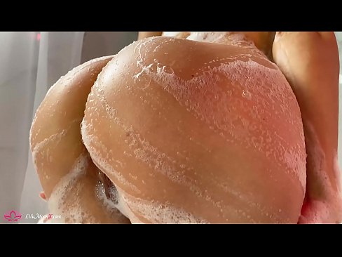 ❤️ Brunette onanerar fittan med vibrator till intensiv orgasm i duschen Porno at us sv.sexafinkarasskaz.ru ❌