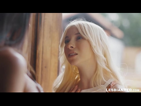❤️ Tjejen kommer hem några månader senare och slutar med att äta sin styvmors fitta. Porno at us sv.sexafinkarasskaz.ru ❌