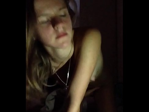 ❤️ En tjej onanerar och kommer Porno at us sv.sexafinkarasskaz.ru ❌