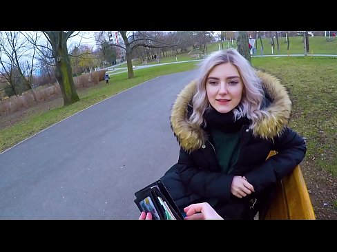 ❤️ Sväljer en främlings het sperma för pengar - avsugning i parken av Eva Elfie Porno at us sv.sexafinkarasskaz.ru ❌
